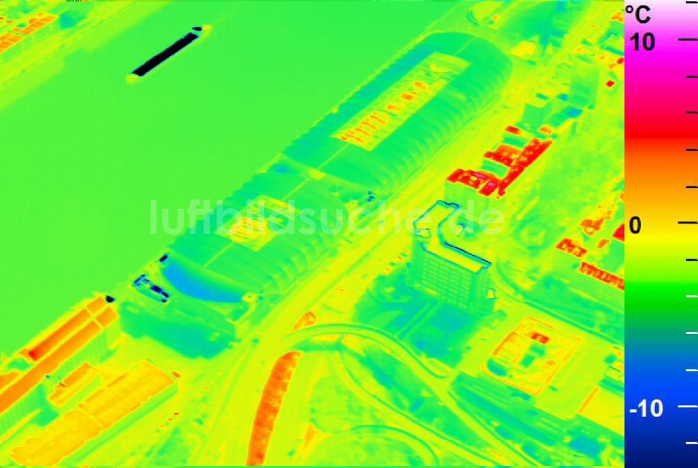 Infrarot-Luftbild Ludwigshafen am Rhein - Infrarotluftbild Einkaufs- Zentrum Rhein-Galerie am Rheinufer in Ludwigshafen am Rhein im Bundesland Rheinland-Pfalz, Deutschland