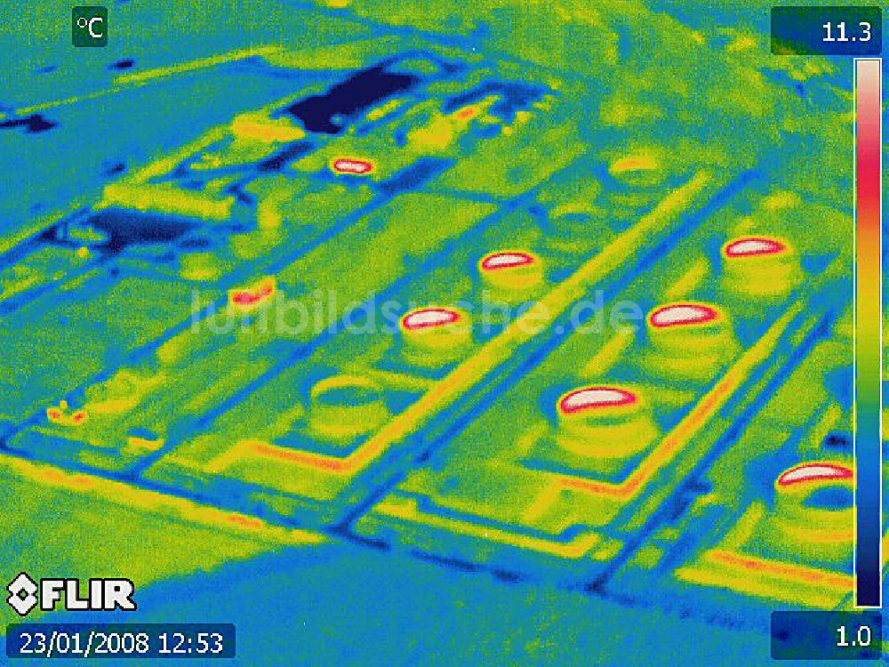 Infrarot-Luftbild SEEFELD - Infrarotbild von den Anlagen des Tanklagers Seefeld in Brandenburg.