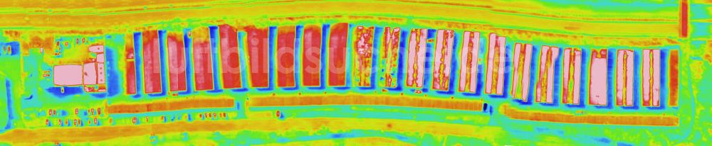 Infrarot-Luftbild HALLE / Saale - Senkrecht- Infrarotluftbild Garagen in Halle Neustadt in Halle / Saale