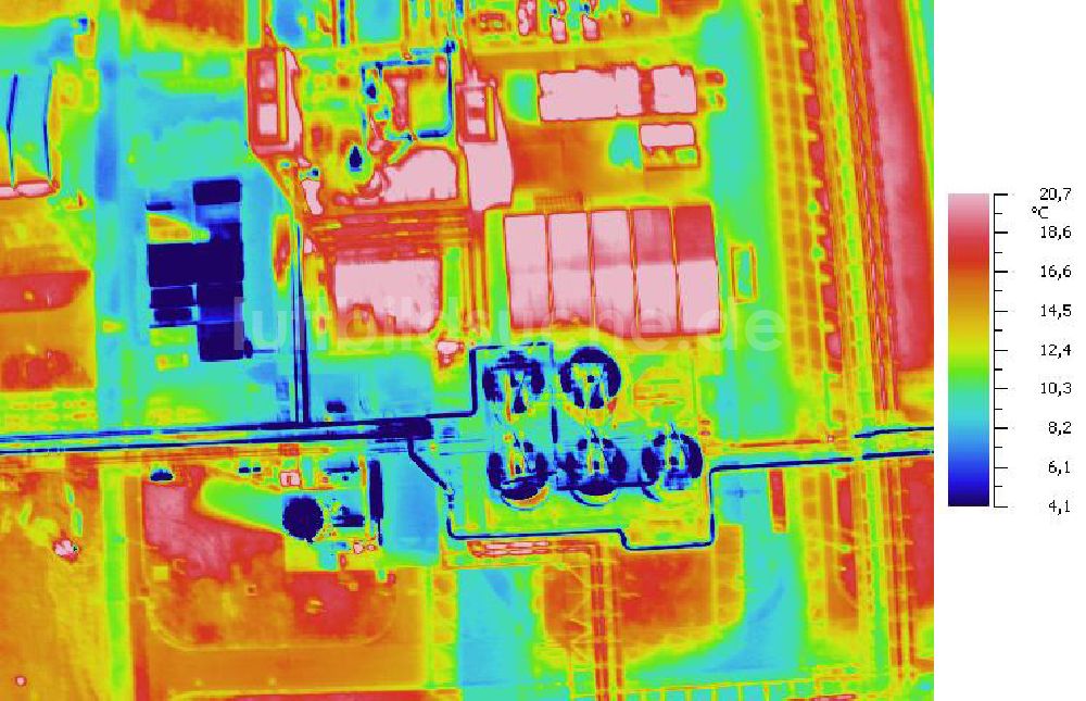 Infrarot-Luftbild SCHKOPAU - Senkrecht- Infrarotluftbild Industrieanlagen und Leitungssystemen der Buna-Werke GmbH Schkopau.