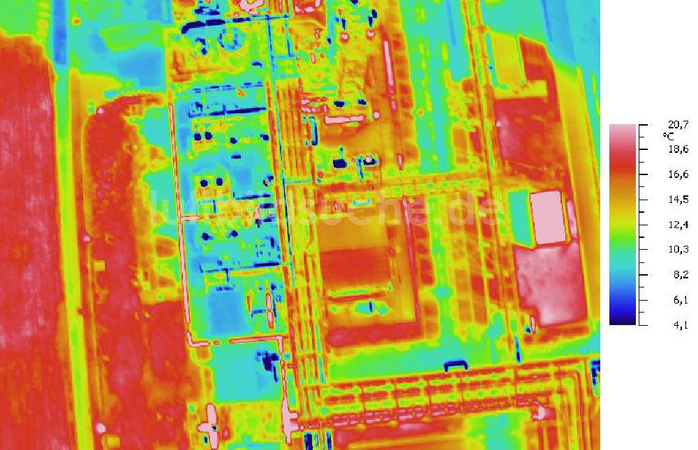 Infrarot-Luftbild SCHKOPAU - Senkrecht- Infrarotluftbild Industrieanlagen und Leitungssystemen der Buna-Werke GmbH Schkopau.