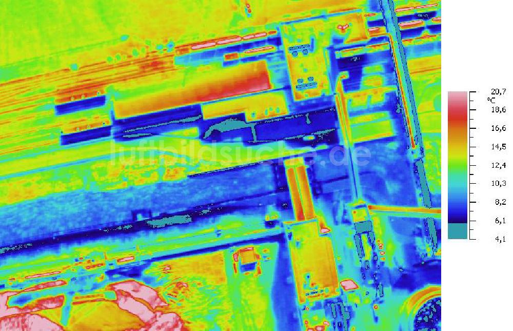 Infrarot-Luftbild SCHKOPAU - Senkrecht- Infrarotluftbild Industrieanlagen und Leitungssystemen der Buna-Werke GmbH Schkopau.