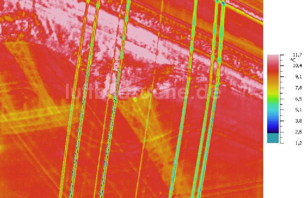 Infrarot-Luftbild MILZAU - Senkrecht- Infrarotluftbild von Starkstromtrassen bei Milzau