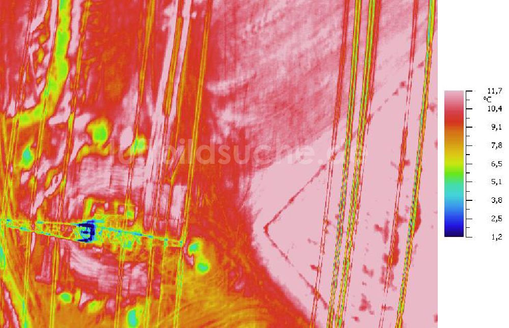 Infrarot-Luftbild MILZAU - Senkrecht- Infrarotluftbild von Starkstromtrassen bei Milzau