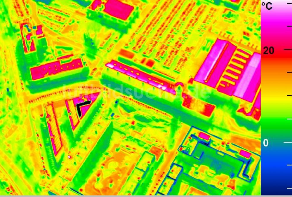 Infrarot-Luftbild Mannheim - Infrarotluftbild Werksgelände der John Deere GmbH & Co KG in Mannheim im Bundesland Baden-Württemberg, Deutschland