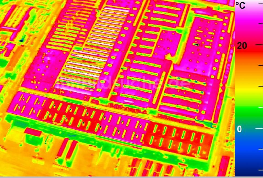 Infrarot-Luftbild Mannheim - Infrarotluftbild Werksgelände der John Deere GmbH & Co KG in Mannheim im Bundesland Baden-Württemberg, Deutschland