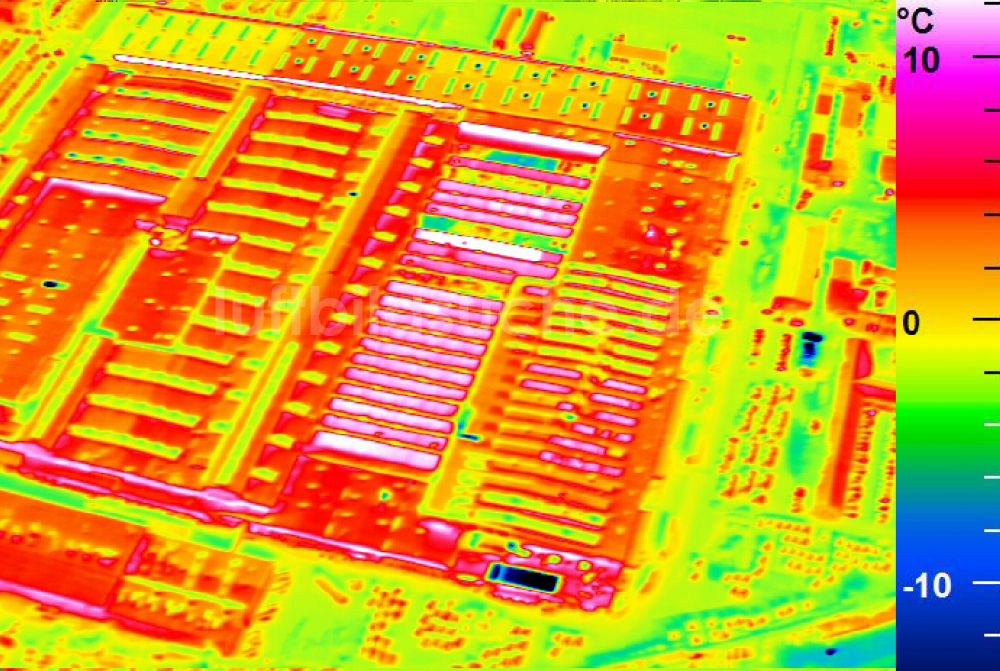 Infrarot-Luftbild Mannheim - Infrarotluftbild Werksgelände der John Deere GmbH & Co KG in Mannheim im Bundesland Baden-Württemberg, Deutschland