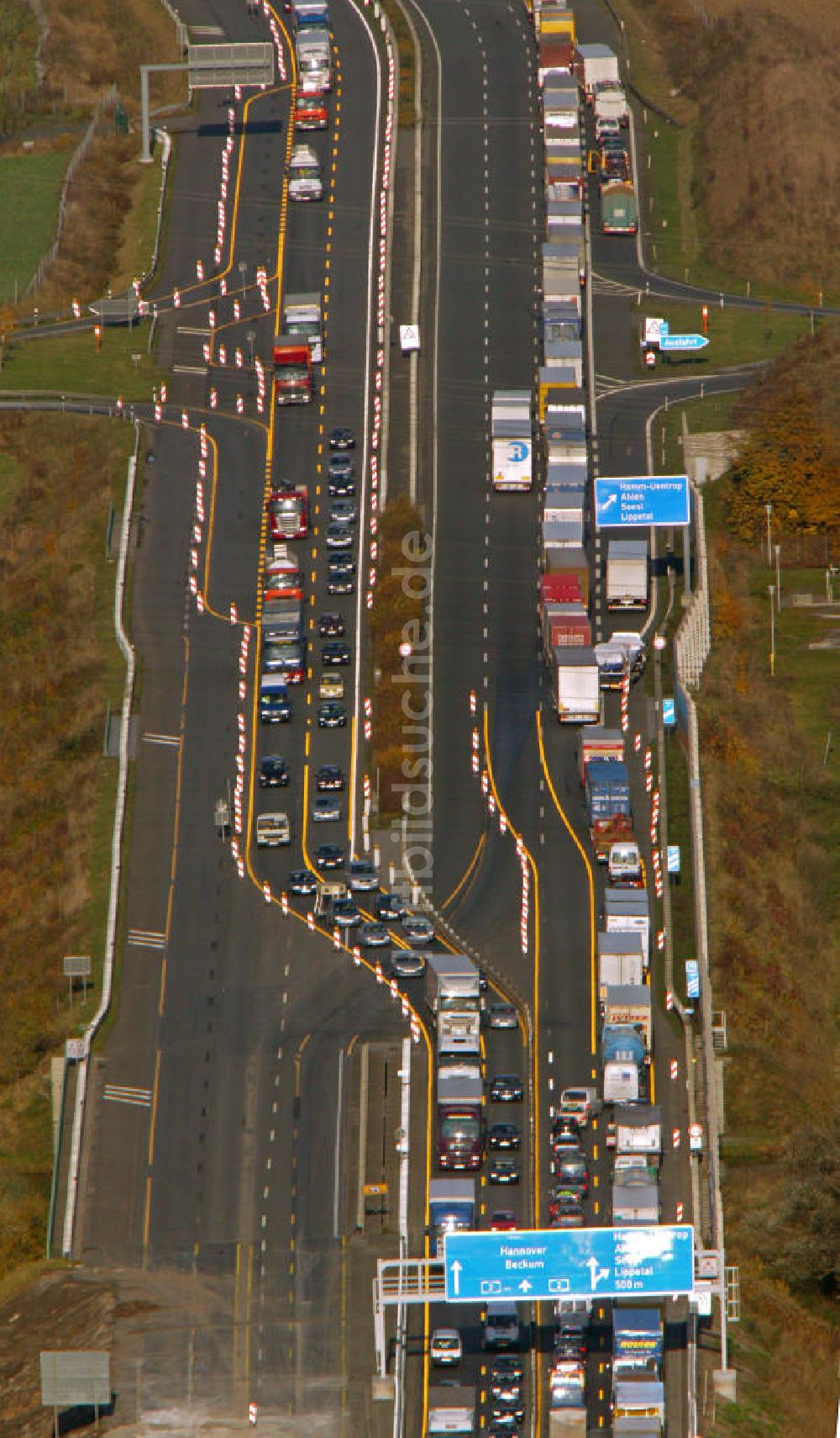 Luftbild Hamm - A2 Autobahn Stau Hamm in Nordrhein-Westfalen