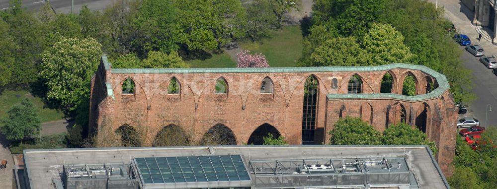 Berlin aus der Vogelperspektive: Abbey Church Franziskaner-Klosterkirche Klosterstrasse Berlin-Mitte