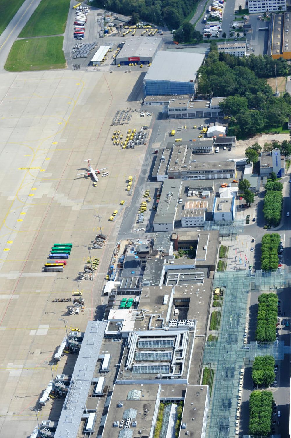 Luftbild Nürnberg - Abfertigungsterminals auf dem Flughafen Nürnberg