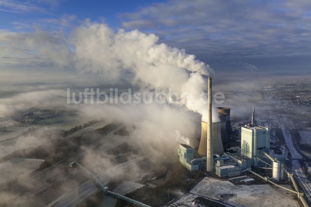 Werne von oben - Abgaswolken des Kohlekraftwerk RWE-Power Gersteinwerk bei Werne im Bundesland Nordrhein-Westfalen