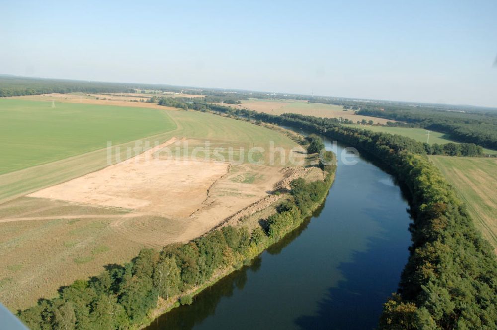 Seedorf von oben - Ablagerungsflächen und Ausgleichflächen am Ufer des Elbe-Havel-Kanal bei Seedorf