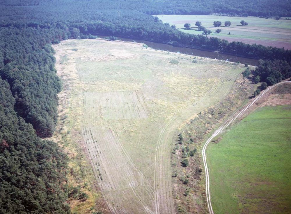 Luftbild Zerben - Ablagerungsflächen an der Schleuse Zerben