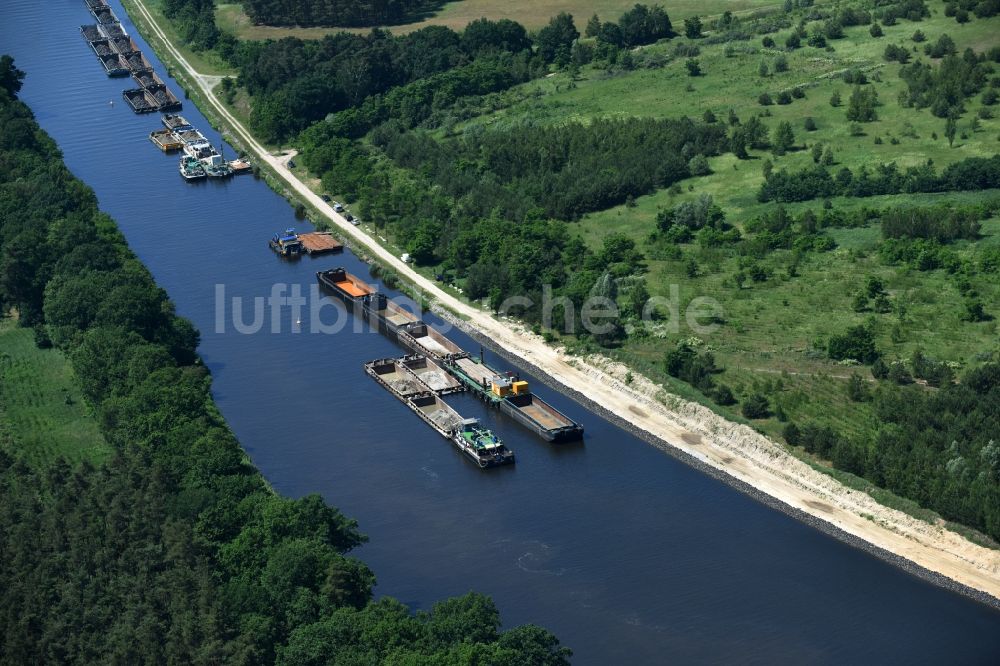 Ihleburg von oben - Ablagerungsflächen am Ufer des Elbe-Havel-Kanals bei Ihleburg im Bundesland Sachsen-Anhalt