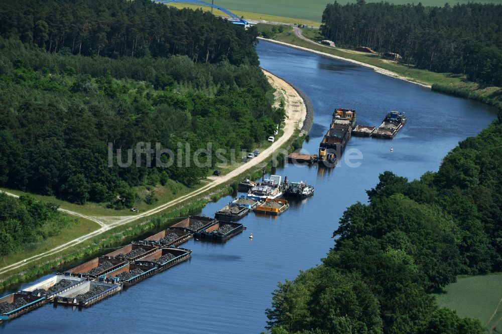 Ihleburg von oben - Ablagerungsflächen am Ufer des Elbe-Havel-Kanals bei Ihleburg im Bundesland Sachsen-Anhalt