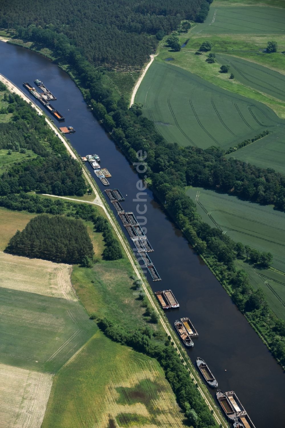 Luftbild Ihleburg - Ablagerungsflächen am Ufer des Elbe-Havel-Kanals bei Ihleburg im Bundesland Sachsen-Anhalt