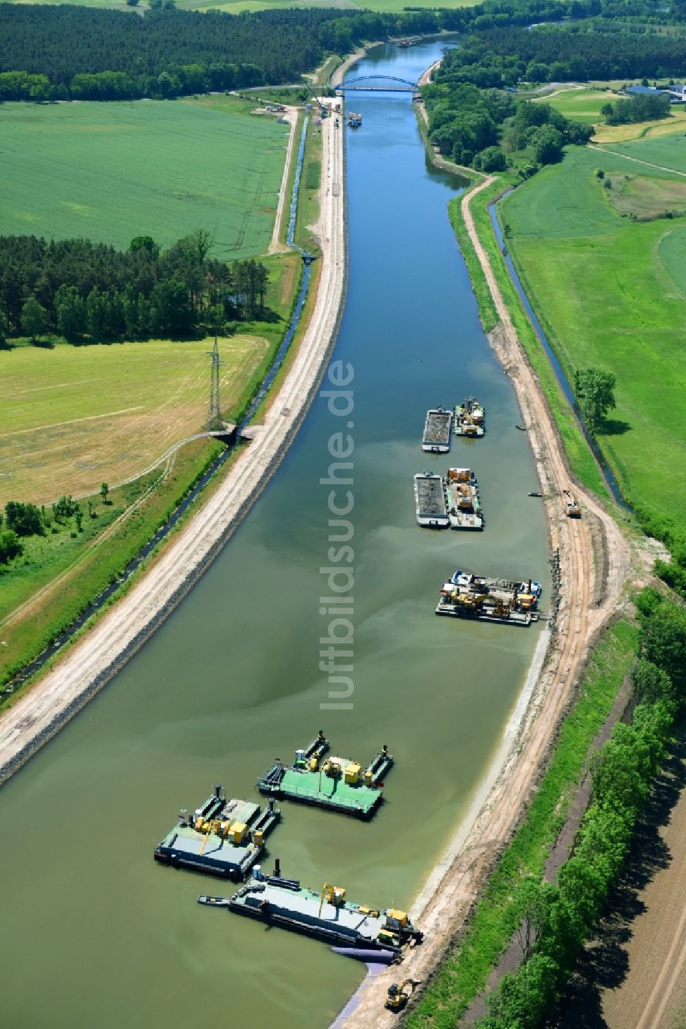 Ihleburg von oben - Ablagerungsflächen am Ufer des Elbe-Havel-Kanals bei Ihleburg im Bundesland Sachsen-Anhalt