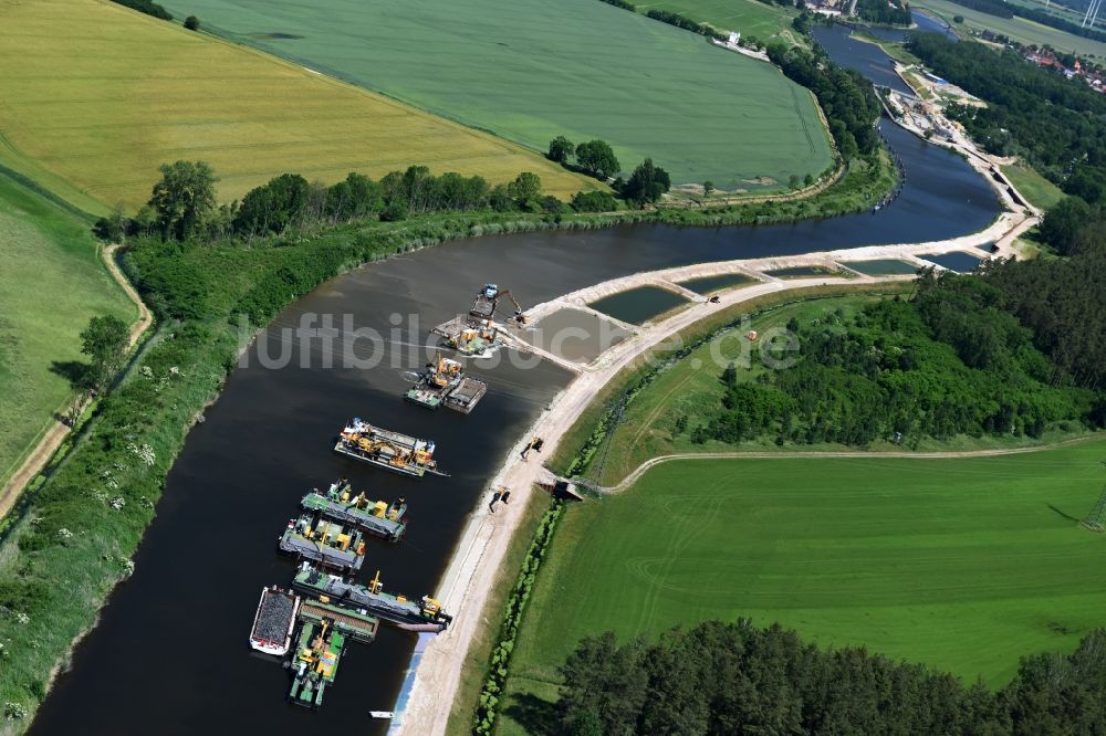 Luftbild Elbe-Parey - Ablagerungsflächen am Ufer des Elbe-Havel-Kanals zwischen der Ihleburger Brücke und der Schleuse Zerben im Bundesland Sachsen-Anhalt