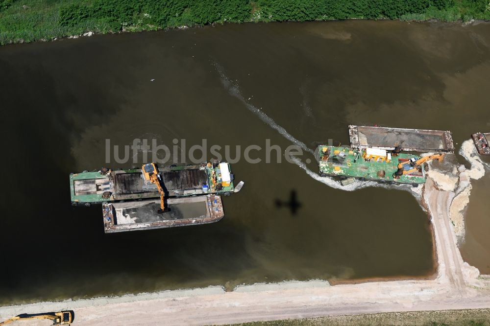 Luftbild Elbe-Parey - Ablagerungsflächen am Ufer des Elbe-Havel-Kanals zwischen der Ihleburger Brücke und der Schleuse Zerben im Bundesland Sachsen-Anhalt