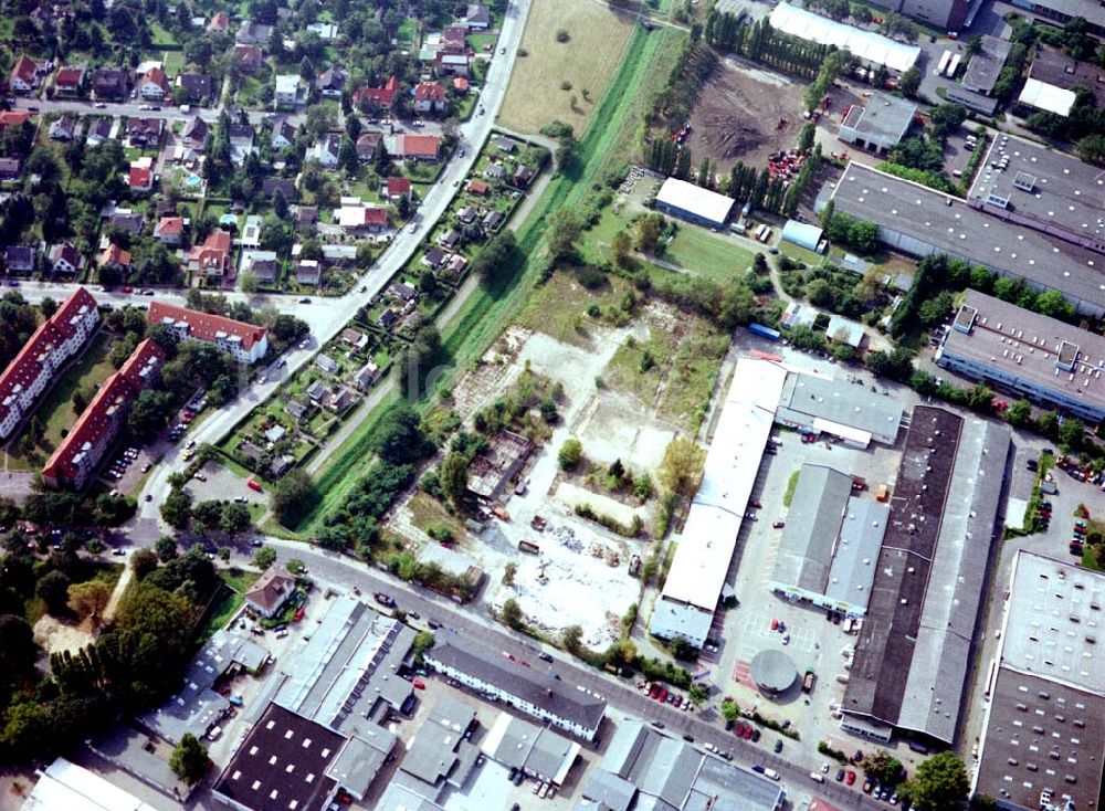 Berlin - Spandau von oben - Abriß- und Baufläche der Firma WAYS & FREYTAG AG am Päwesiner Weg 28 - 30 in Berlin - Spandau.