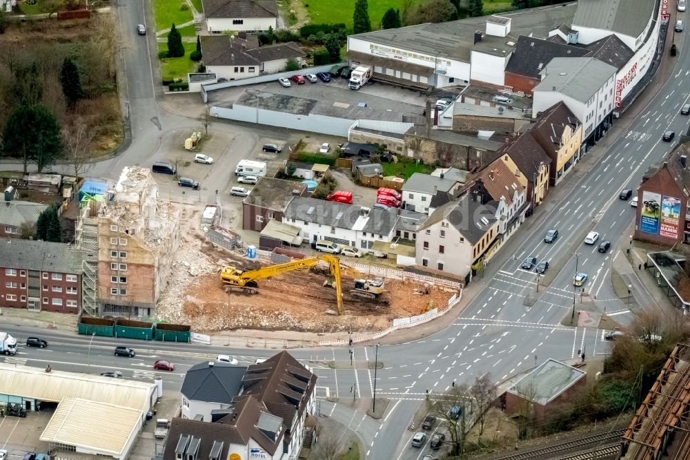 Hamm aus der Vogelperspektive: Abriß- Baustelle zum Rückbau des Hochhaus- Gebäude Schrottimmobilie Heessener Straße Ecke Münsterstraße im Ortsteil Hamm-Heessen in Hamm im Bundesland Nordrhein-Westfalen, Deutschland