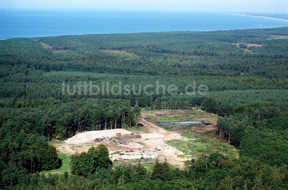 Graal-Müritz von oben - Abriss einer ehemaligen Kaserne durch die HAWO KG nahe Graal-Müritz an der Ostsee