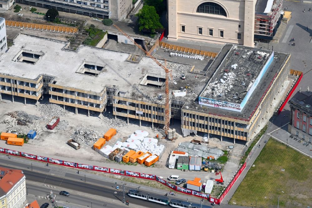 Luftaufnahme Potsdam - Abriss des ehemaligen Schul- Gebäude der Fachhochschule Potsdam an der Friedrich-Ebert-Straße in Potsdam im Bundesland Brandenburg, Deutschland