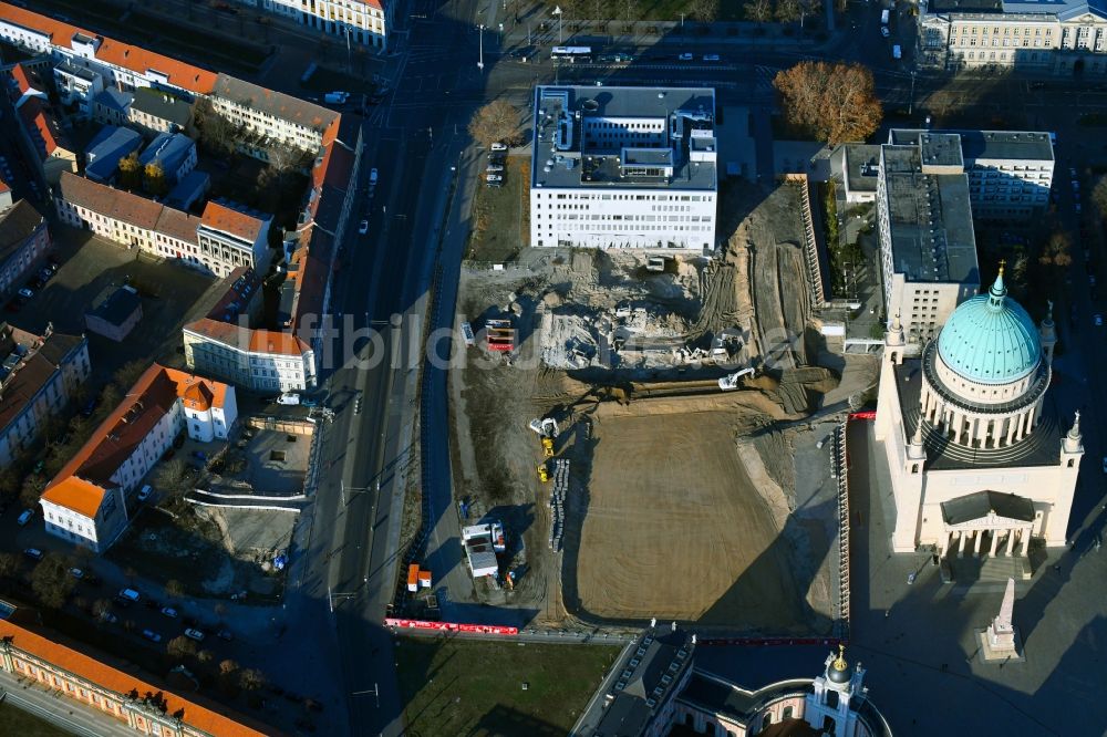 Luftbild Potsdam - Abriss des ehemaligen Schul- Gebäude der Fachhochschule Potsdam an der Friedrich-Ebert-Straße in Potsdam im Bundesland Brandenburg, Deutschland