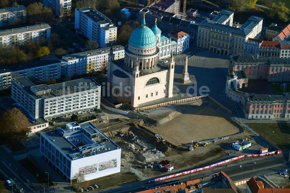 Luftbild Potsdam - Abriss des ehemaligen Schul- Gebäude der Fachhochschule Potsdam an der Friedrich-Ebert-Straße in Potsdam im Bundesland Brandenburg, Deutschland