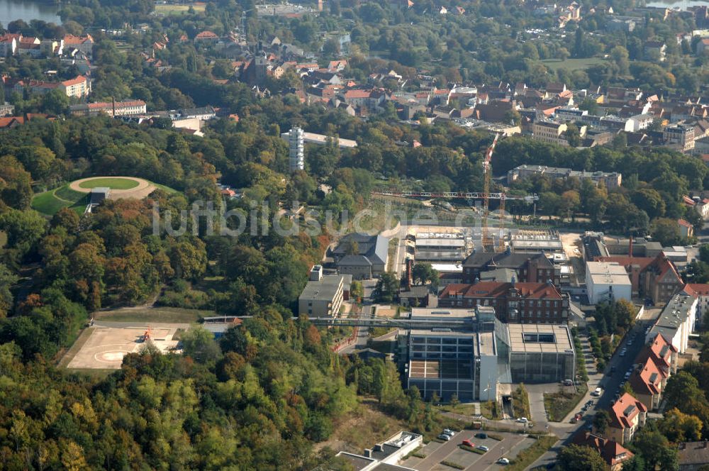 Luftaufnahme Brandenburg - Abriss- und Neubaufläche des Klinikum Brandenburg
