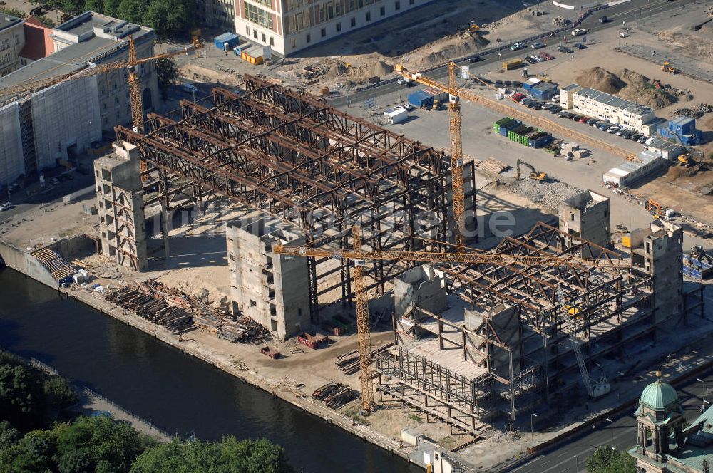 Luftaufnahme Berlin - Abriss des Palast der Republik in Berlin-Mitte