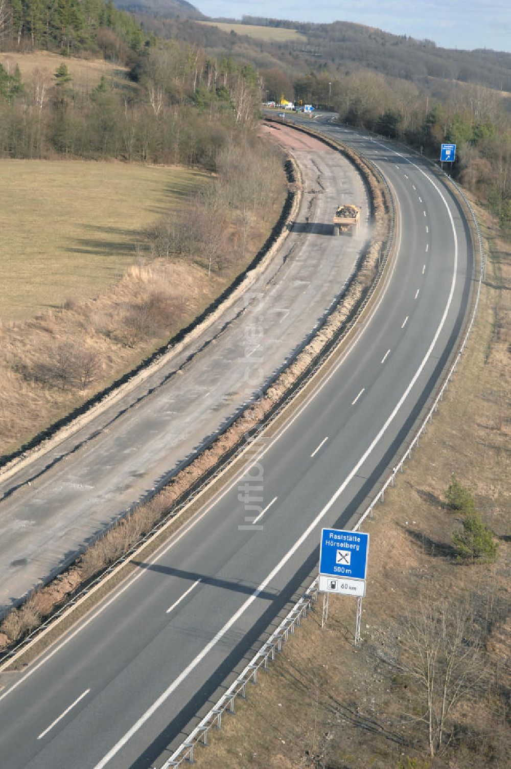 Luftaufnahme Schönau - Abrißarbeiten am alten Streckenverlauf der A4 - demolition work on the old, disused itinerary of the A4 motorway course