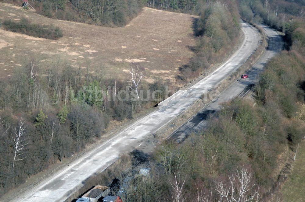 Schönau von oben - Abrißarbeiten am alten Streckenverlauf der A4 - demolition work on the old, disused itinerary of the A4 motorway course