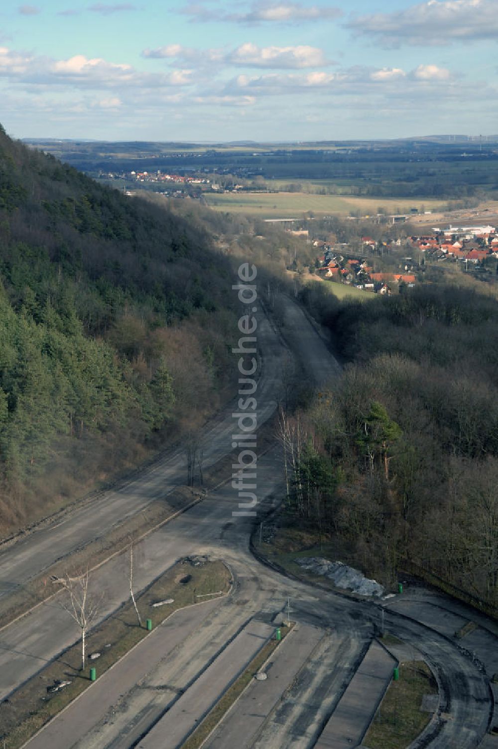 Luftbild Schönau - Abrißarbeiten am alten Streckenverlauf der A4 - demolition work on the old, disused itinerary of the A4 motorway course