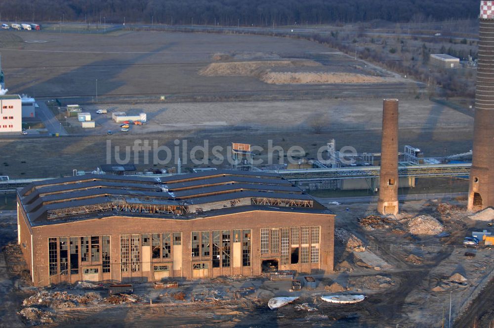 Bitterfeld - Wolfen aus der Vogelperspektive: Abrißarbeiten Chemiepark Bitterfeld-Wolfen in Sachsen-Anhalt