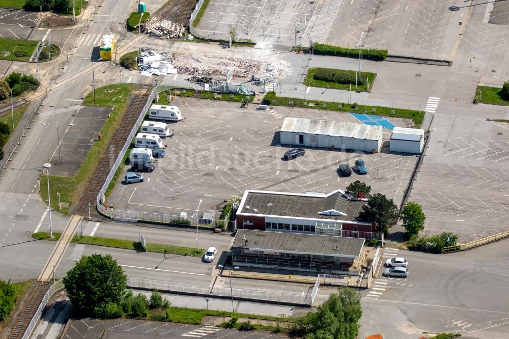 Bochum aus der Vogelperspektive: Abrissarbeiten am Firmengelände des Adam Opel AG Werks Bochum II im Osten von Bochum im Bundesland Nordrhein-Westfalen