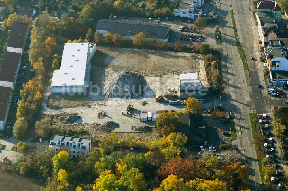 Berlin aus der Vogelperspektive: Abrissarbeiten am Gebäudekomplex des ehemaligen Einkaufszentrum REWE und ALDI in Berlin, Deutschland