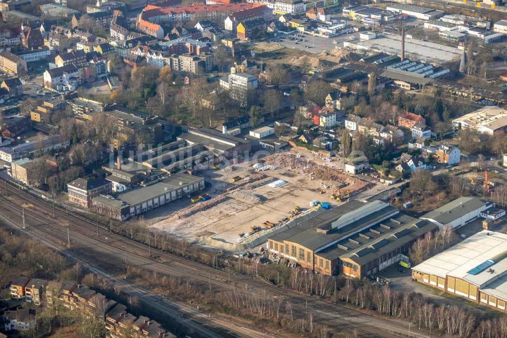 Herne von oben - Abrißarbeiten auf dem Gelände der Industrie- Ruine entlang der Fabrikstraße in Herne im Bundesland Nordrhein-Westfalen, Deutschland