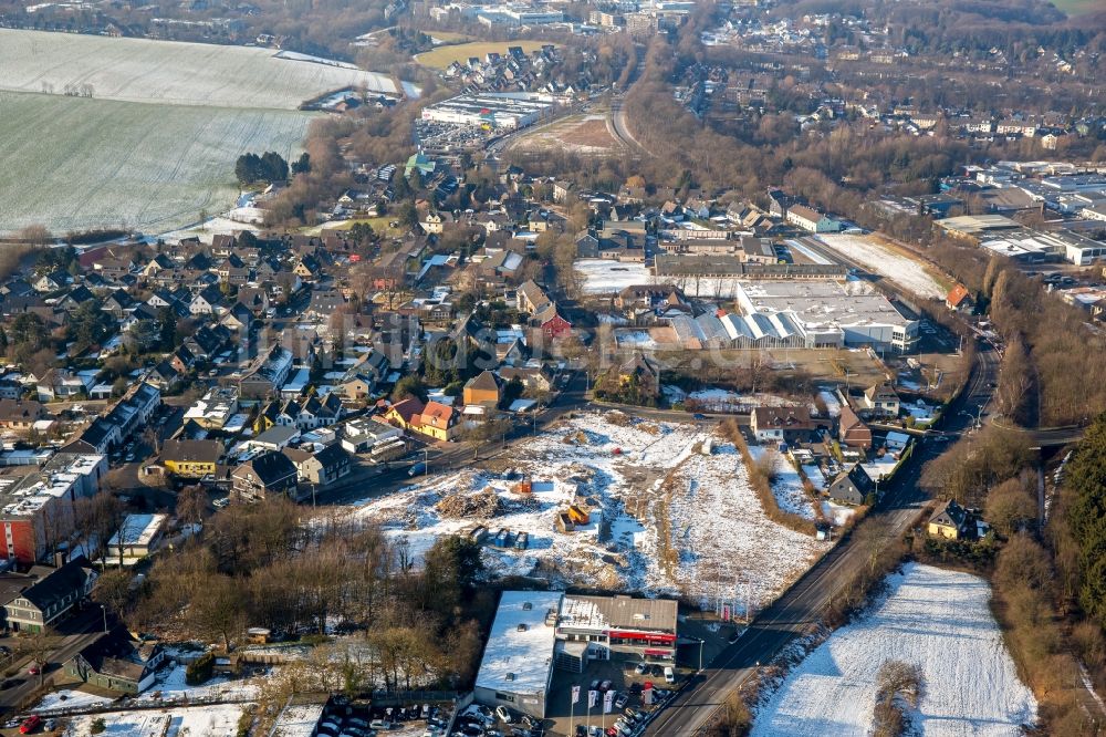 Heiligenhaus aus der Vogelperspektive: Abrißarbeiten auf dem Gelände der Industrie- Ruine Stadtpforte Hetterscheidt im Ortsteil Hetterscheidt in Heiligenhaus im Bundesland Nordrhein-Westfalen