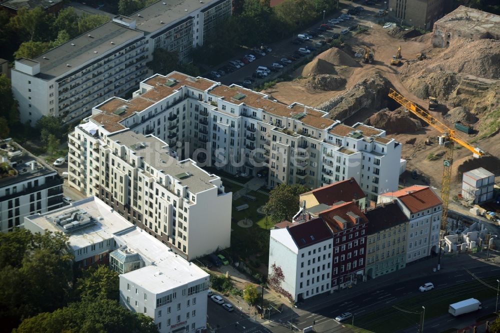 Berlin aus der Vogelperspektive: Abrißarbeiten auf dem Gelände der Ruine des Böhmisches Brauhaus in Berlin