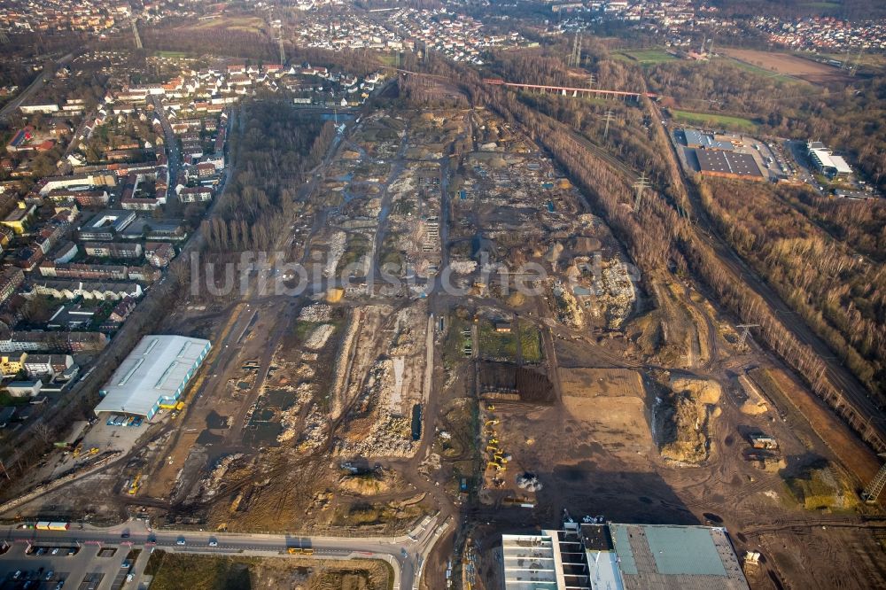 Gelsenkirchen von oben - Abrißarbeiten auf dem Gelände der Ruine des ehemaliges Stahlwerkes an der Brüsseler Straße in Gelsenkirchen im Bundesland Nordrhein-Westfalen