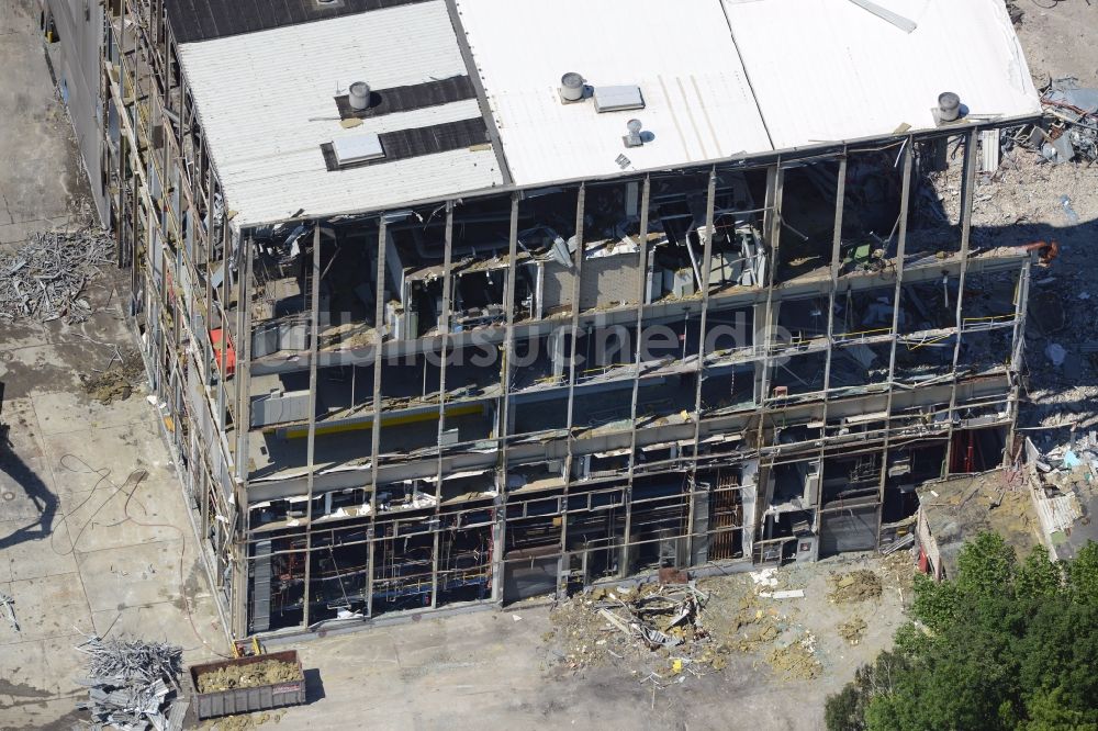 Luftaufnahme Bochum - Abrißarbeiten auf dem Gelände der Ruine des Opel Werk I in Bochum im Bundesland Nordrhein-Westfalen