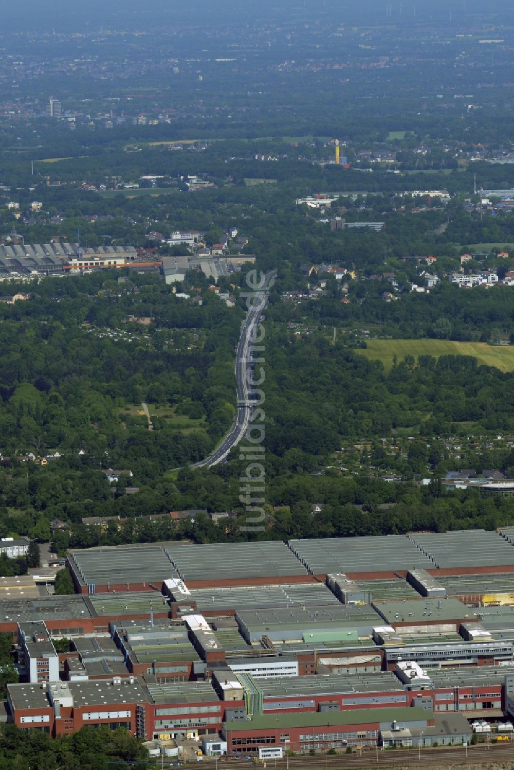 Bochum aus der Vogelperspektive: Abrißarbeiten auf dem Gelände der Ruine des Opel Werk I in Bochum im Bundesland Nordrhein-Westfalen