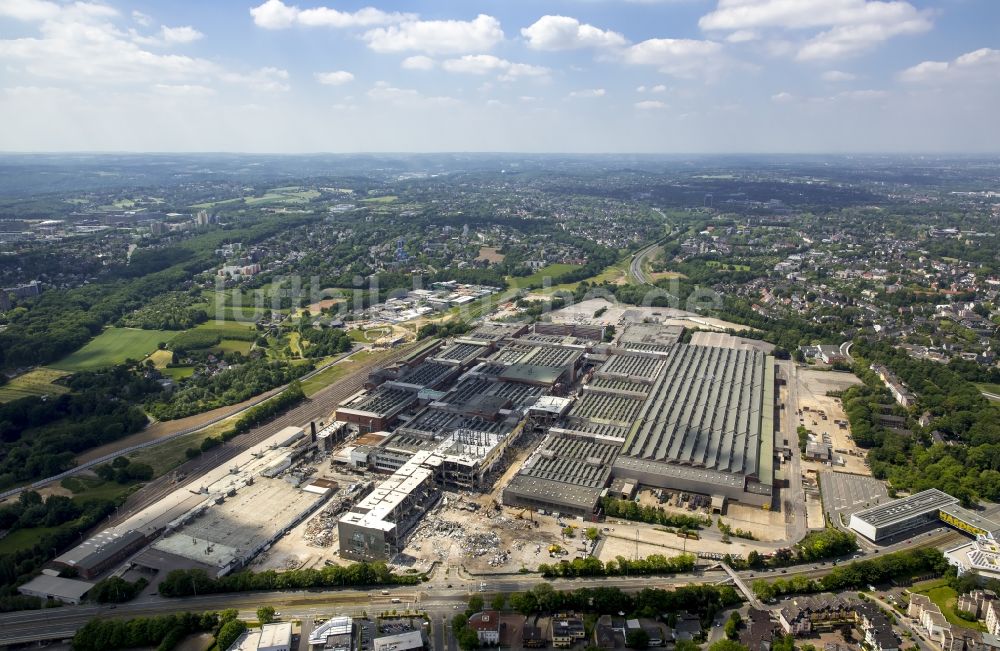 Luftbild Bochum - Abrißarbeiten auf dem Gelände der Ruine des Opel Werk I in Bochum im Bundesland Nordrhein-Westfalen