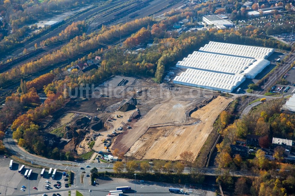 Luftaufnahme Bochum - Abrißarbeiten auf dem Gelände der Ruine des stillgelegten Opel Werk 2 in Bochum im Bundesland Nordrhein-Westfalen