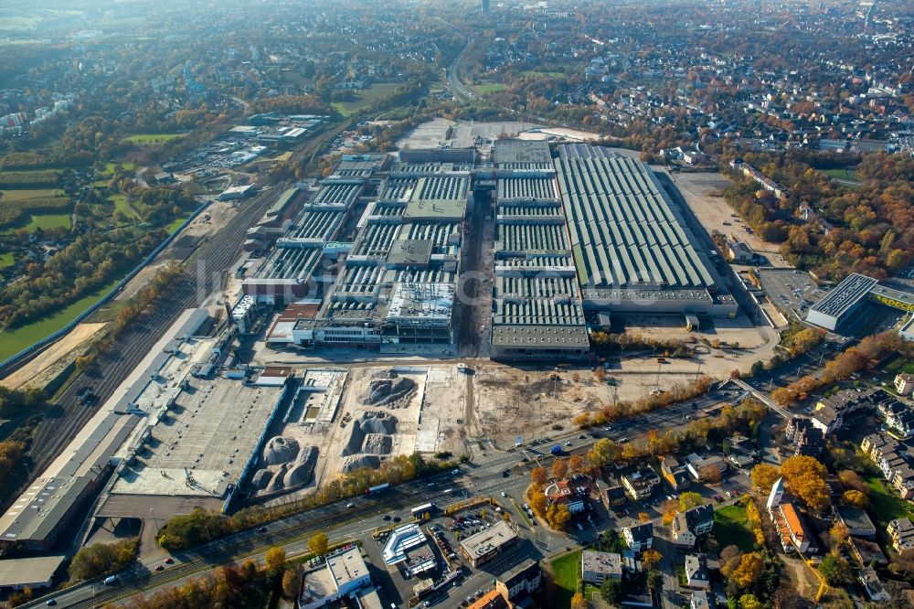 Luftbild Bochum - Abrißarbeiten auf dem Gelände der Ruine des stillgelegten Opel Werk 2 in Bochum im Bundesland Nordrhein-Westfalen