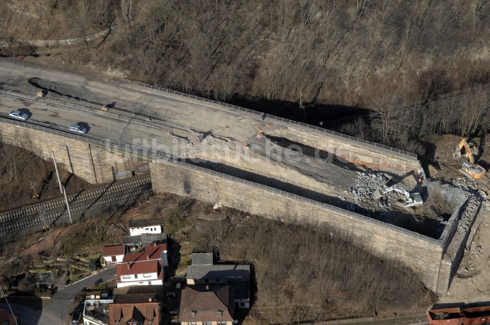 Sättelstädt aus der Vogelperspektive: Abrißarbeiten am Streckenverlauf des A4 - demolition work on the old, disused itinerary of the A4 motorway course