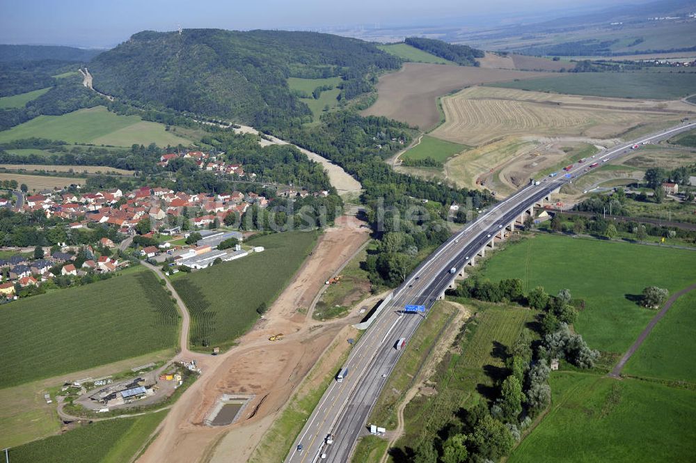 Luftaufnahme Wutha-Farnroda - Abrißarbeiten am Streckenverlauf des A4 - demolition work on the old, disused itinerary of the A4 motorway course