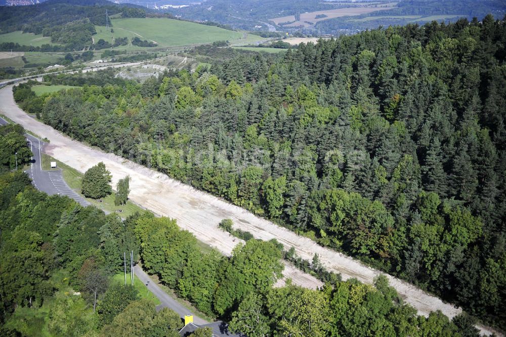 Luftbild Wutha-Farnroda - Abrißarbeiten am Streckenverlauf des A4 - demolition work on the old, disused itinerary of the A4 motorway course