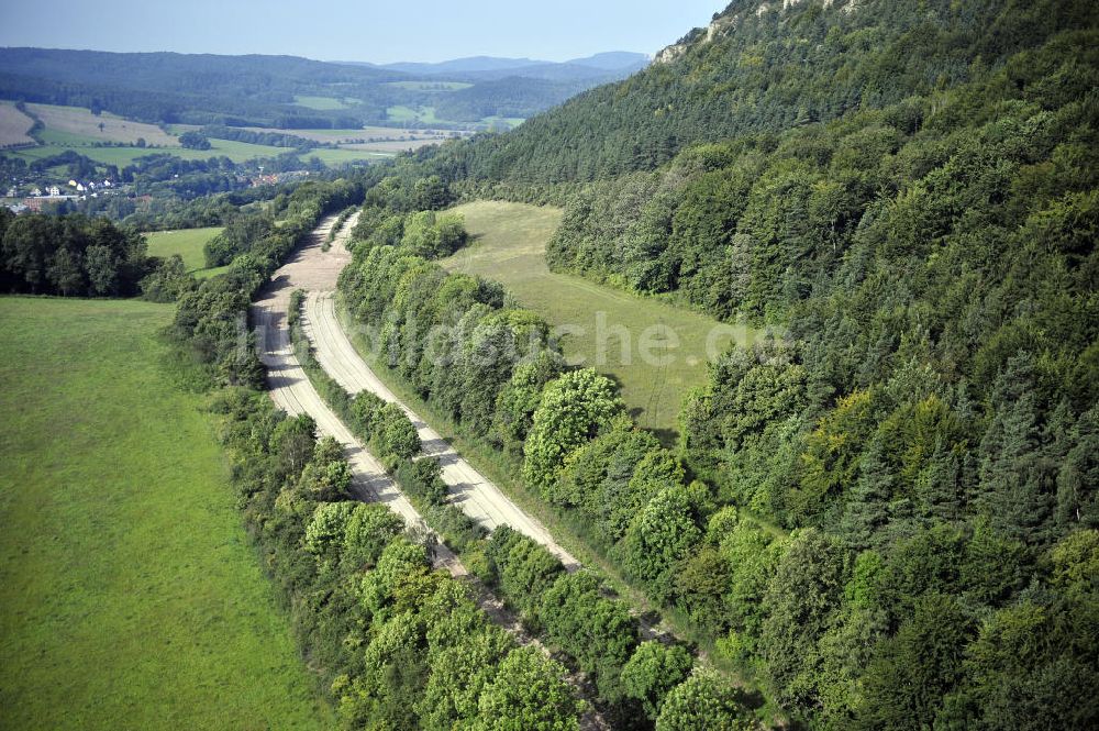 Luftaufnahme Wutha-Farnroda - Abrißarbeiten am Streckenverlauf des A4 - demolition work on the old, disused itinerary of the A4 motorway course